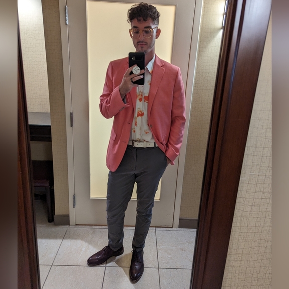 Meet the Posher - Picture 3 of 3